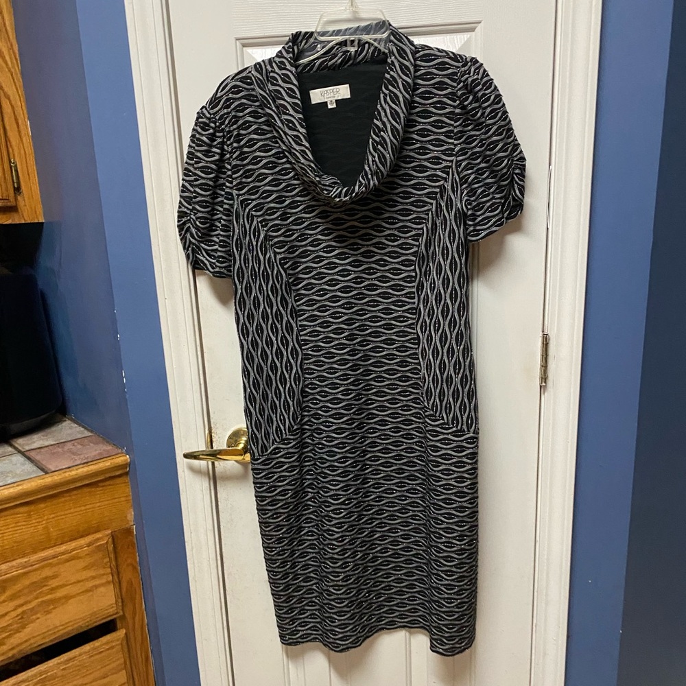 Kasper Black and White Midi Dress
